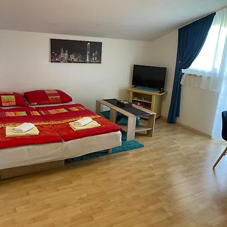 Apartments Dora 波雷奇 外观 照片
