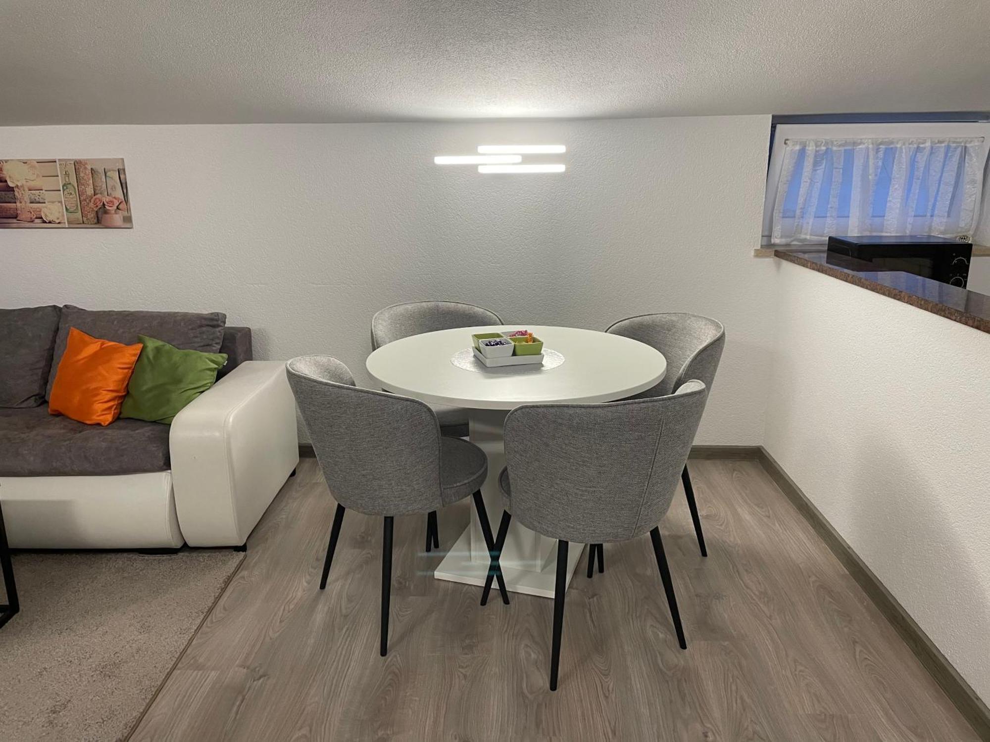 Apartments Dora 波雷奇 外观 照片